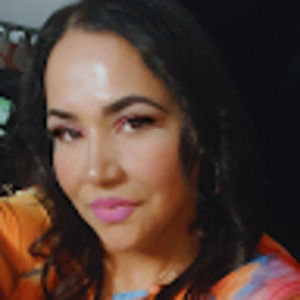 Meet your Posher, Eva